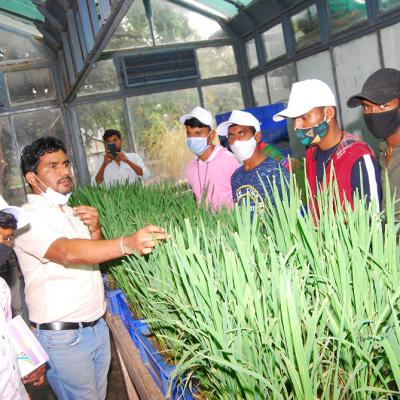 Students Visit 3