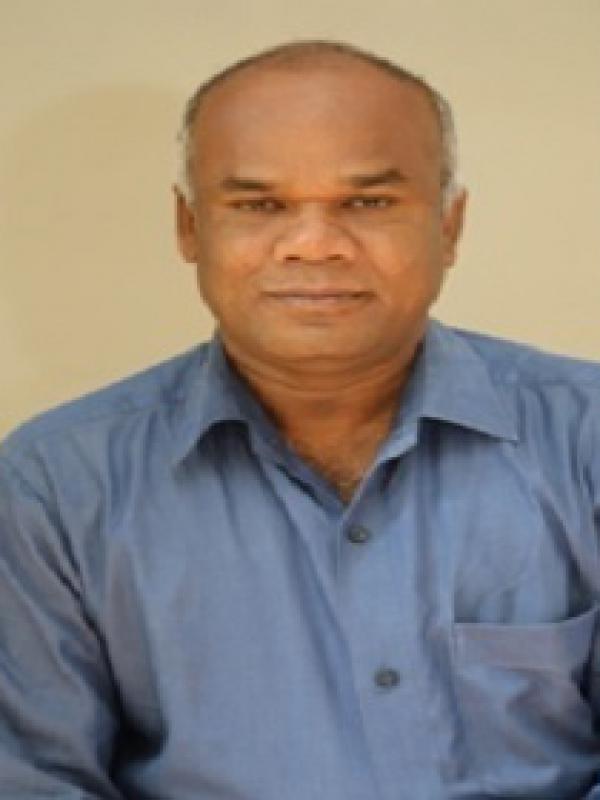 Dr. P. Muthuraman, Head