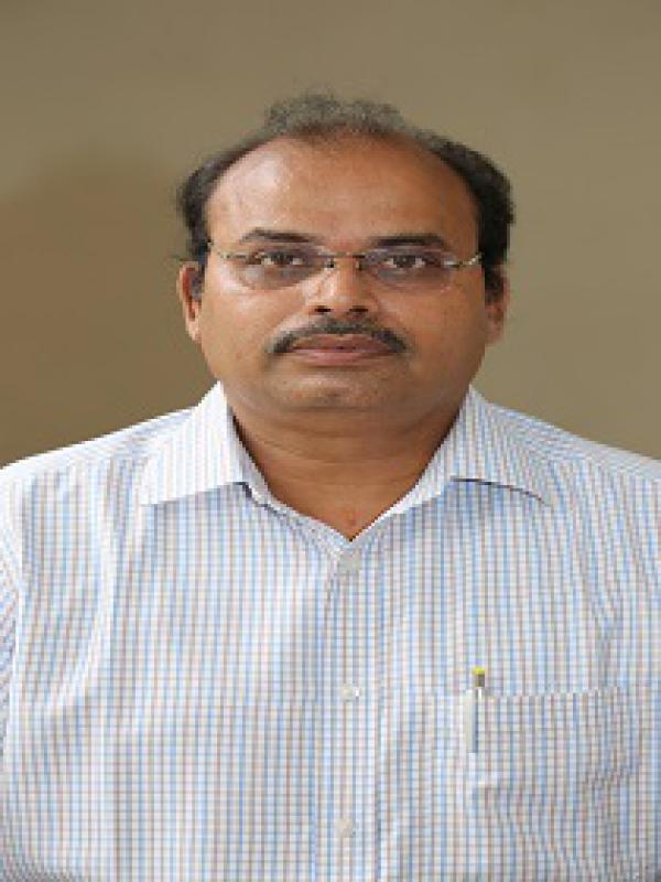 Dr. R. Mahender Kumar, Head, Principal Scientist